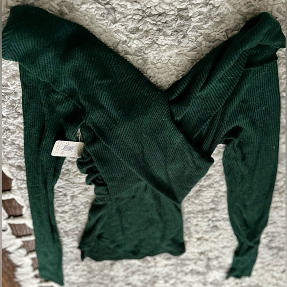 ‼️RARE‼️🎸FREE PEOPLE🎸🔥NWT🔥MARLEY GREEN STRETCH-KNIT TOP—S - Picture 11 of 11